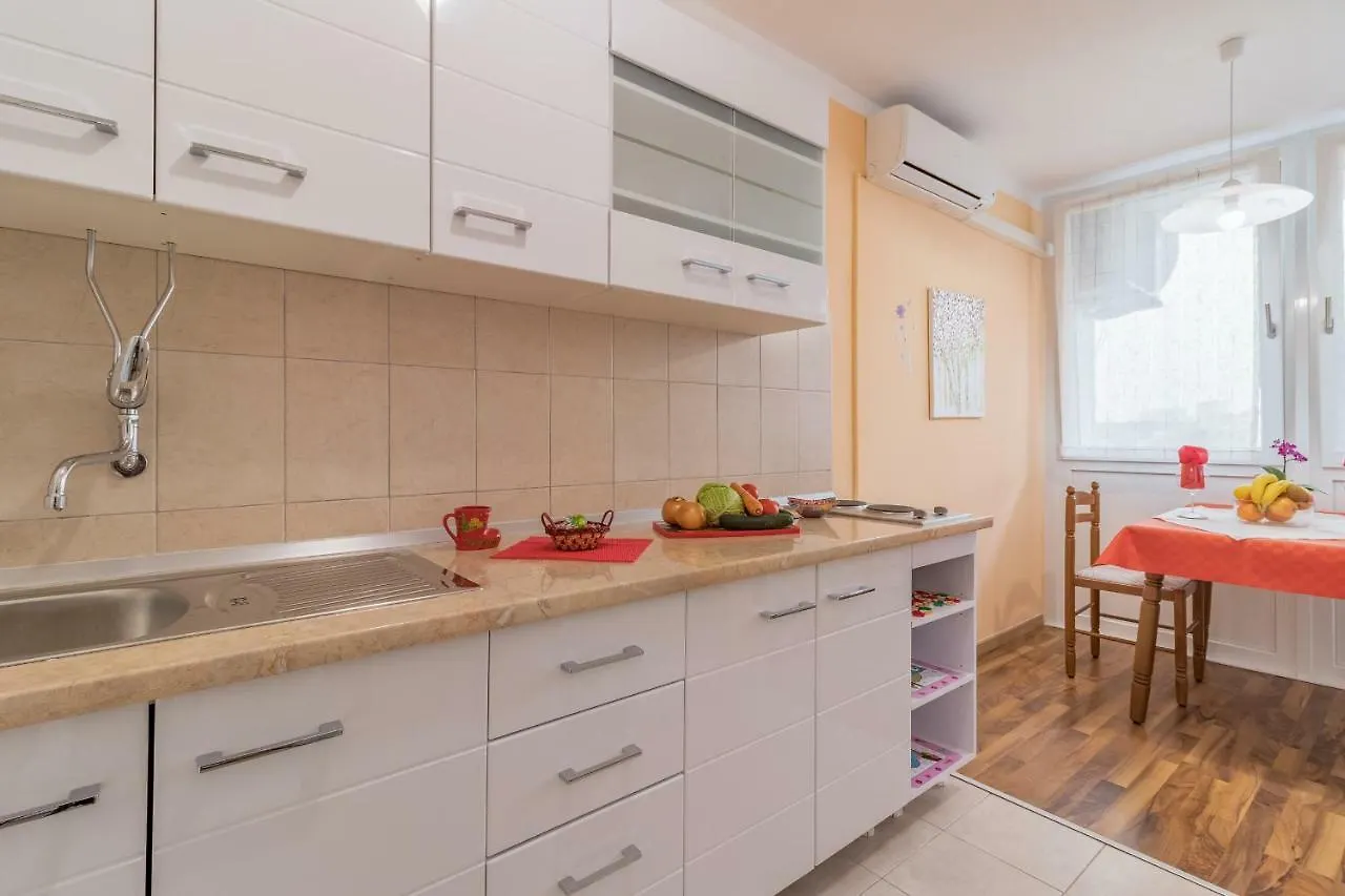 Cosy Apartment Zupanic Pula